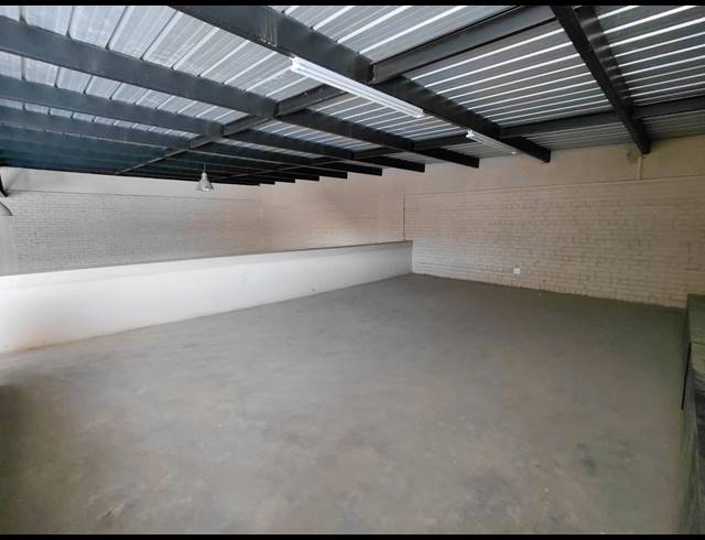 334M² WAREHOUSE TO LET IN POMONA
